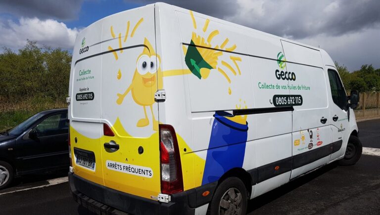 Camion collecte des huiles alimentaires usagées de Gecco